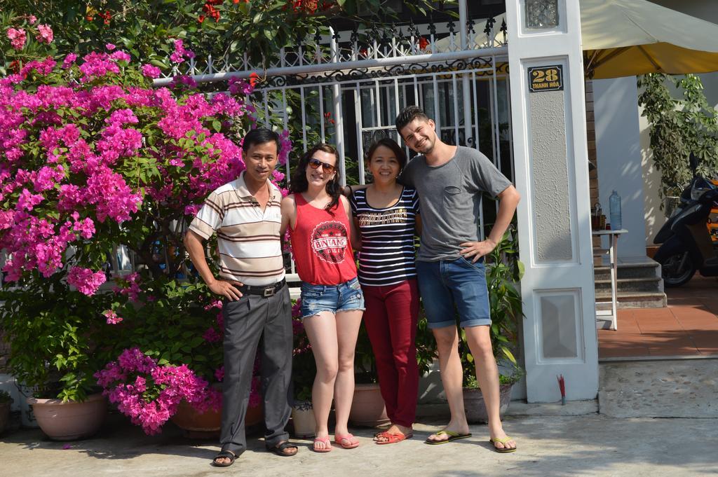 Halo Homestay Хойан Экстерьер фото