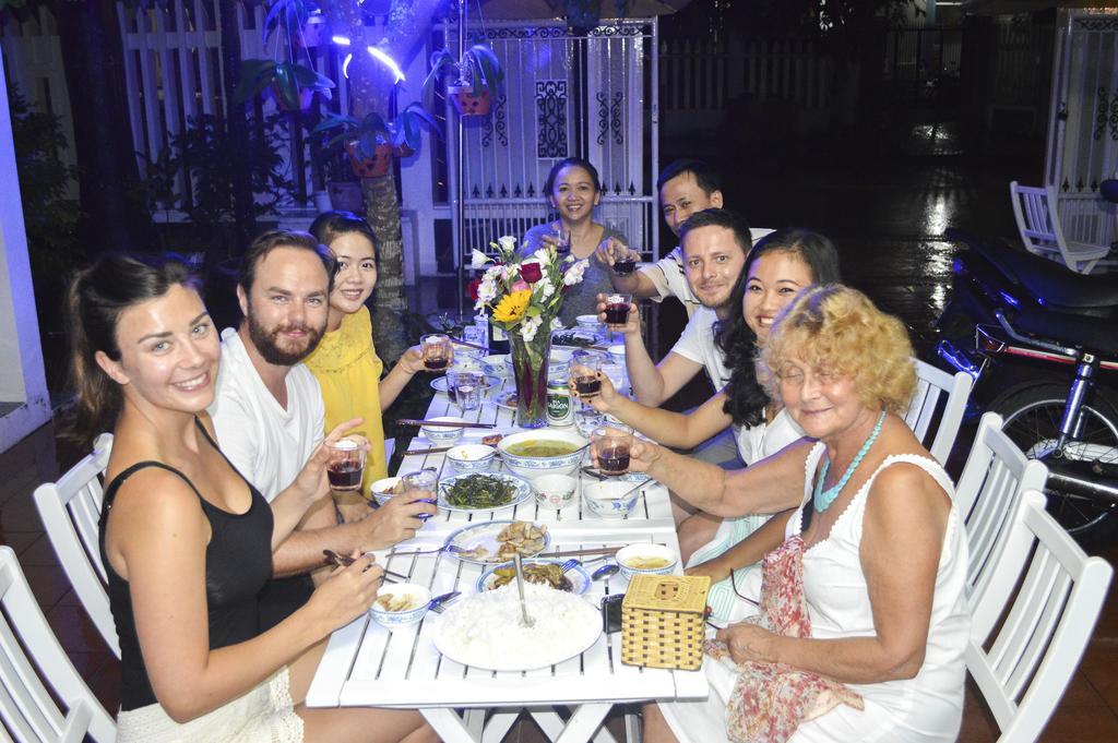 Halo Homestay Хойан Экстерьер фото