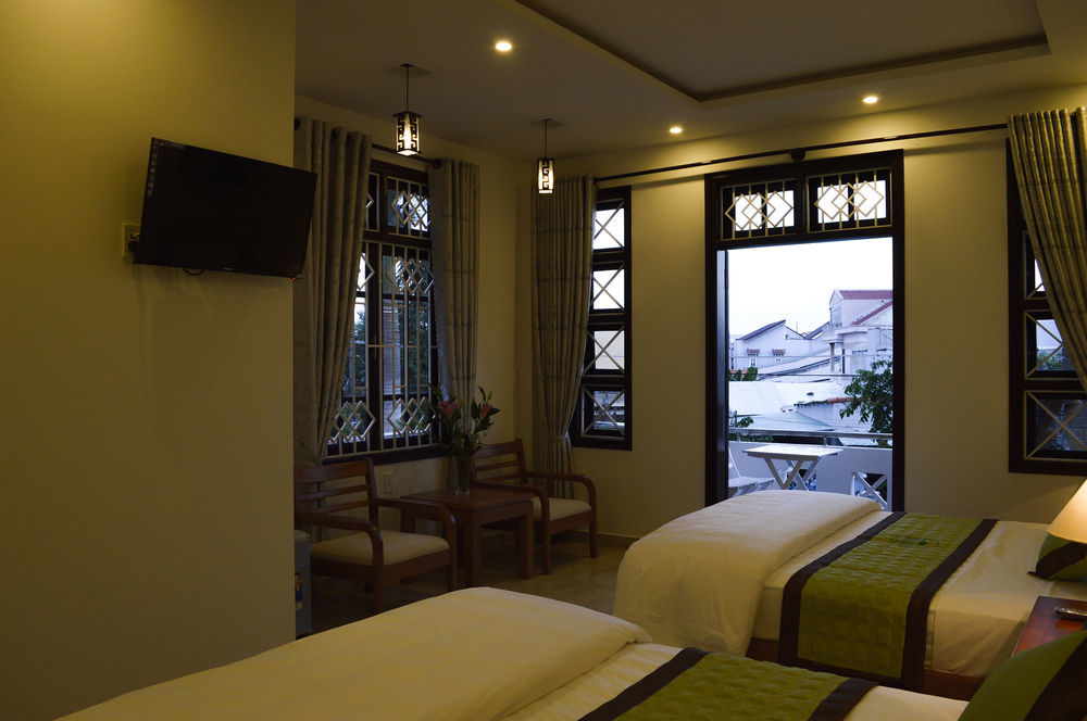 Halo Homestay Хойан Экстерьер фото