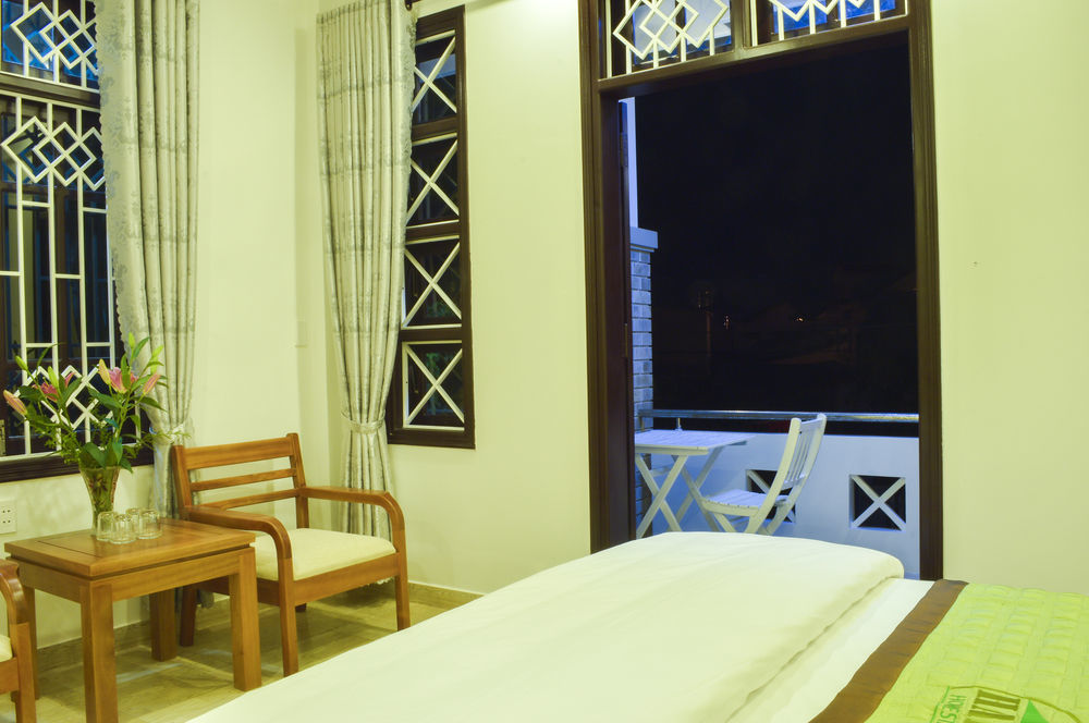 Halo Homestay Хойан Экстерьер фото