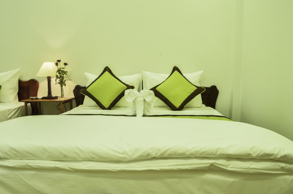 Halo Homestay Хойан Экстерьер фото