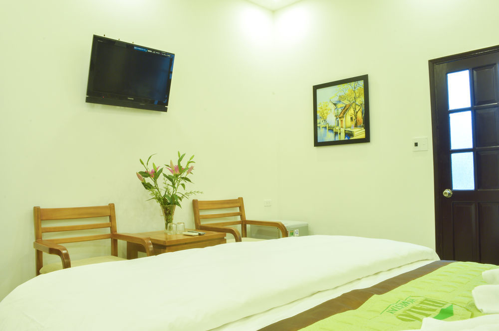 Halo Homestay Хойан Экстерьер фото