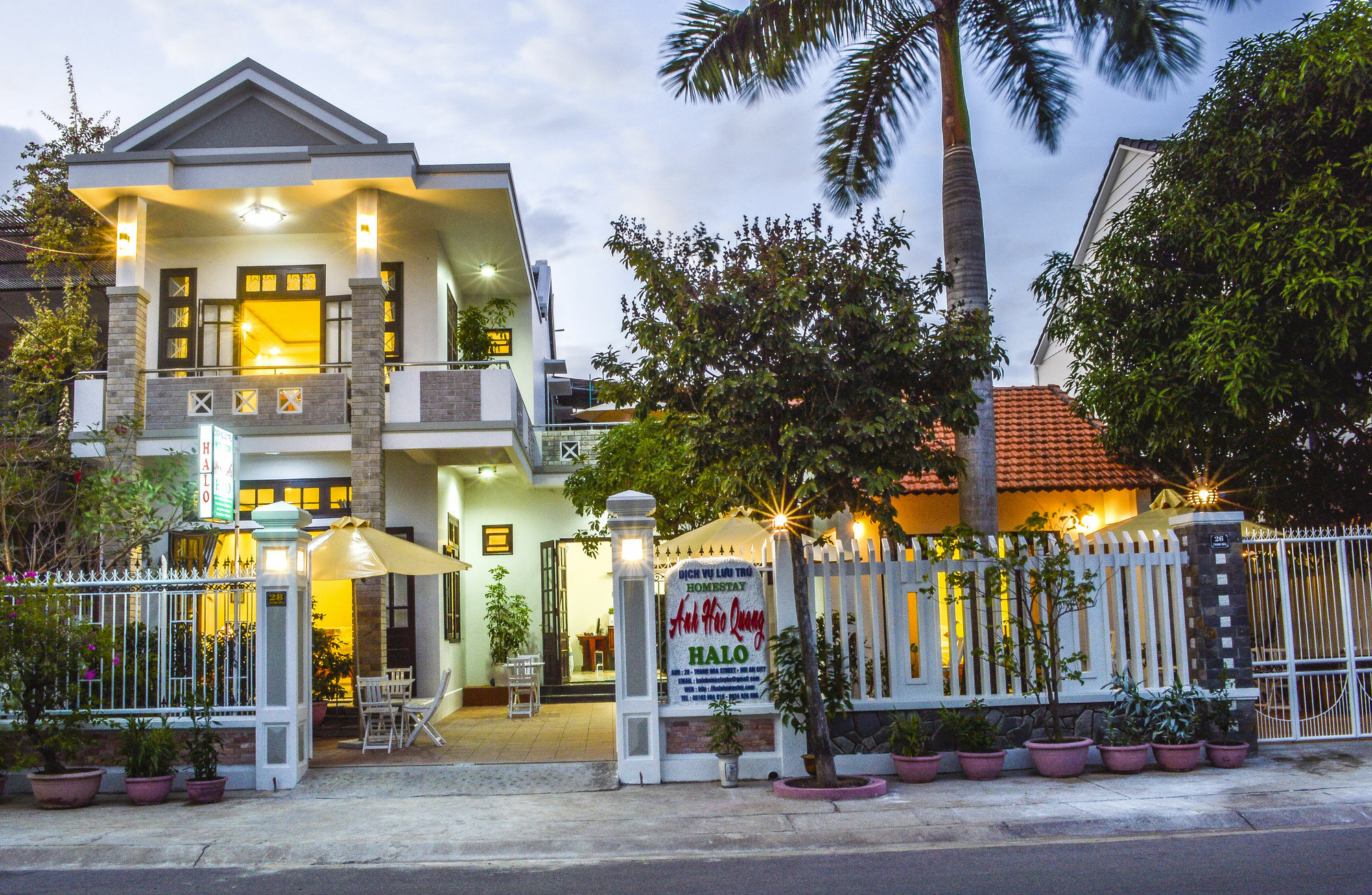 Halo Homestay Хойан Экстерьер фото