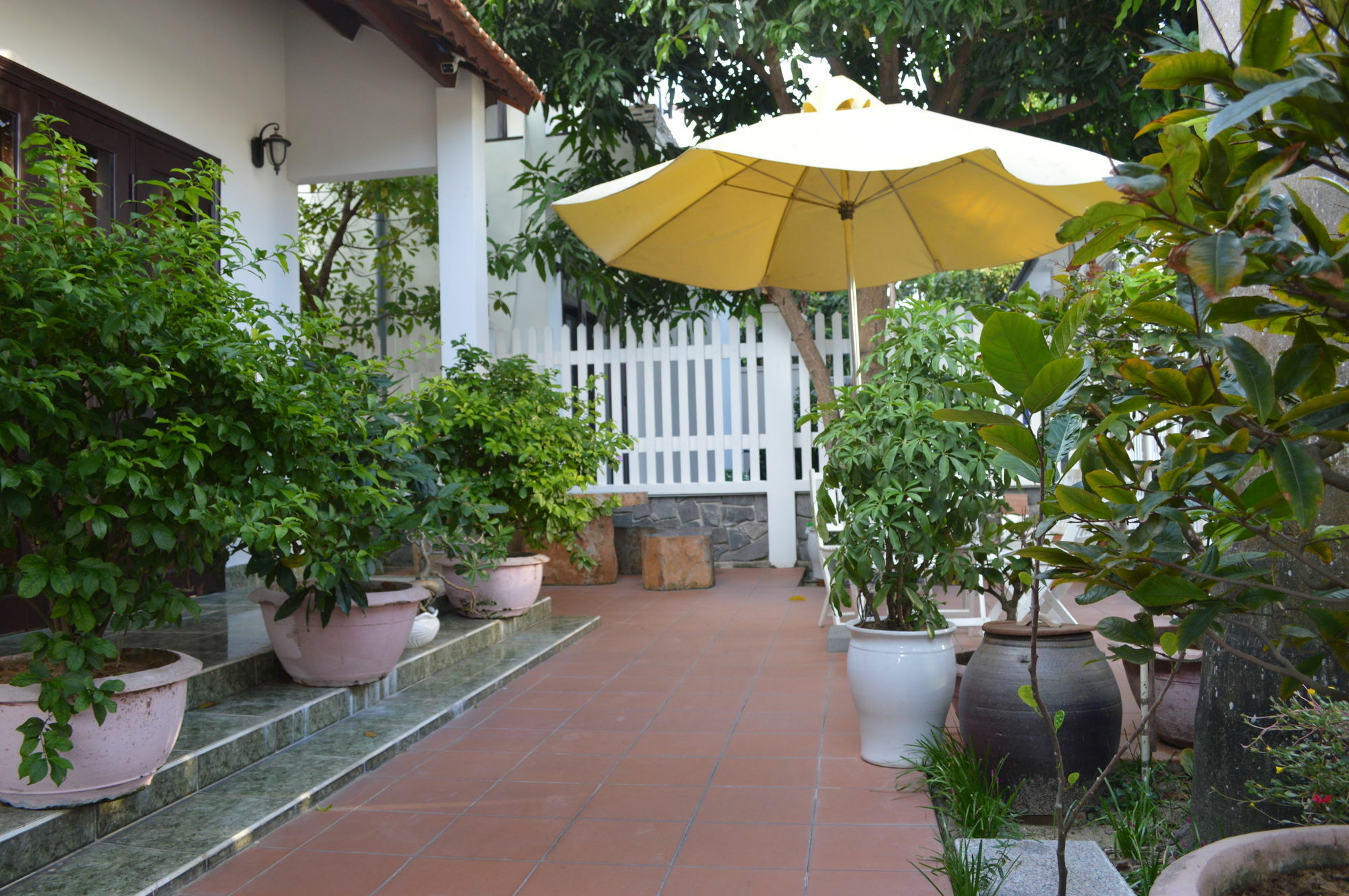 Halo Homestay Хойан Экстерьер фото