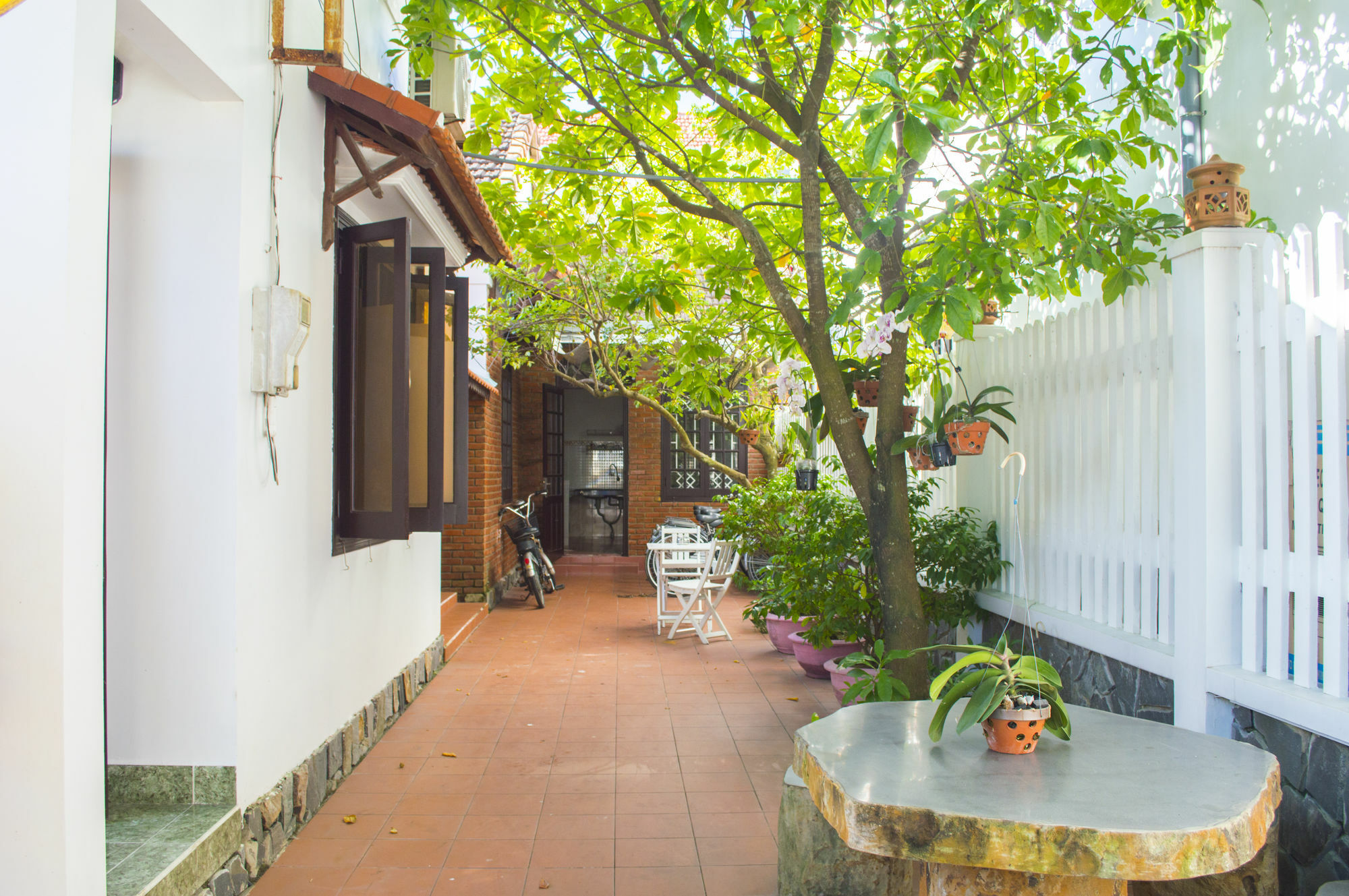 Halo Homestay Хойан Экстерьер фото